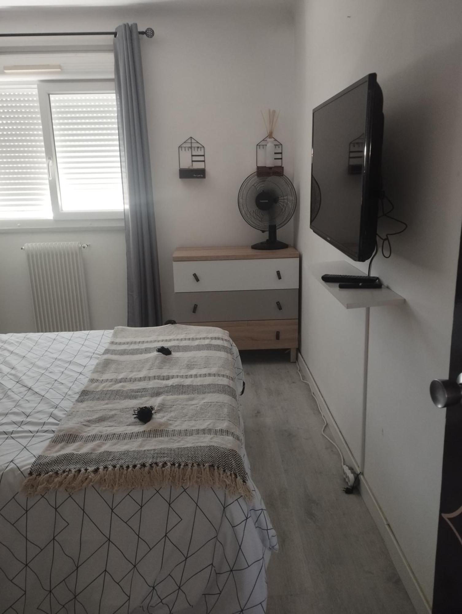 Charmant Appartement 3 Pieces Мандельє-ла-Напуль Екстер'єр фото